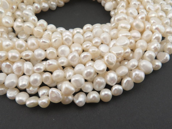 Freshwater Pearl Ivory Cross Drilled Beads 7.5-8.5mm ~ 15.5'' Strand