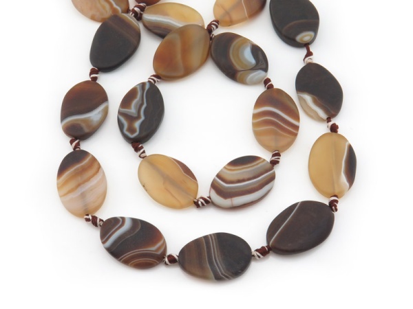 Brown Banded Agate Matt Oval Beads 29-30mm ~ 14'' Strand