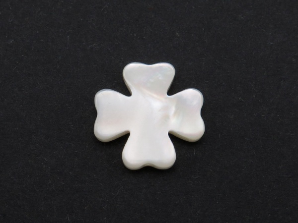 Mother of Pearl Clover Bead 13mm ~ SINGLE