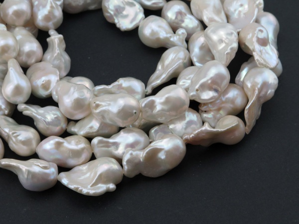 Freshwater Pearl Ivory Baroque Beads 18-21mm ~ 15'' Strand