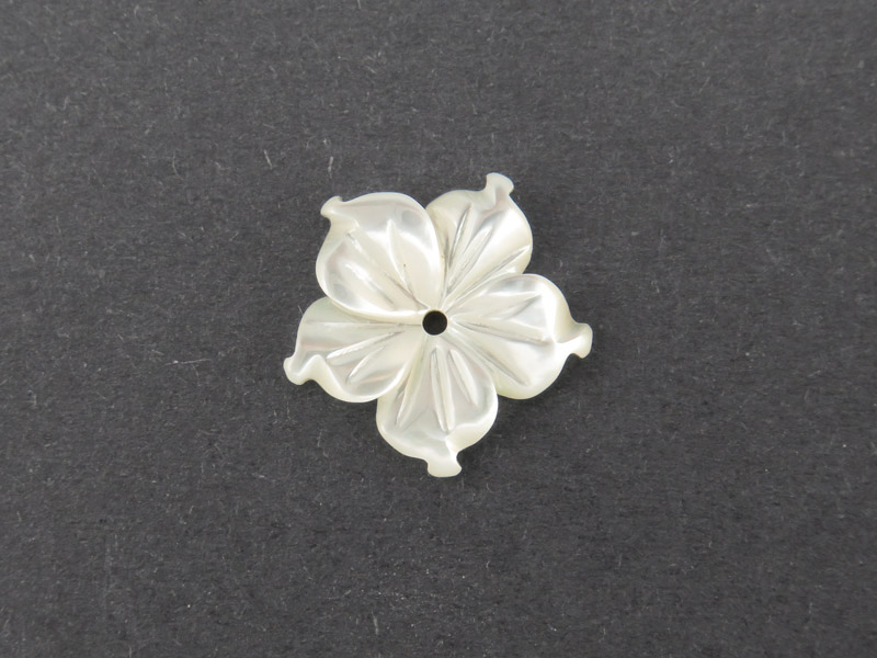 Mother of Pearl Flower Bead 11.5-12mm ~ SINGLE